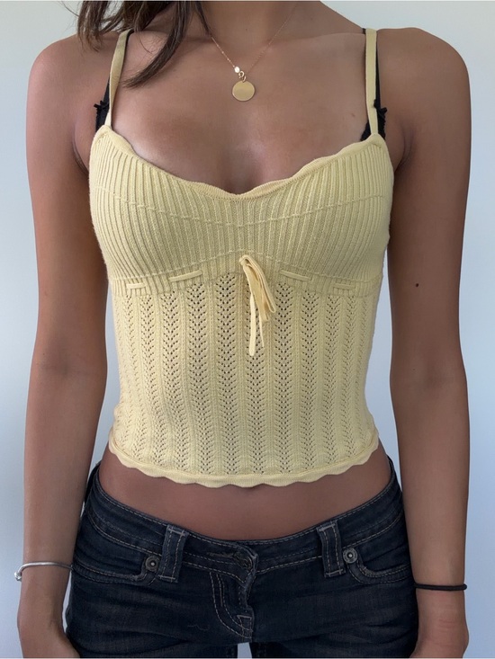 Aritzia Tops - Aritzia Wilfred yellow tank top